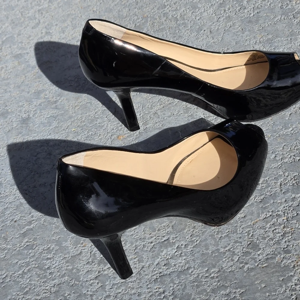 Vince Camuto vince camuto